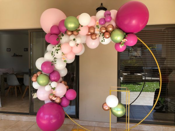 Balloon Arch Decor - No Name sign - Image 2